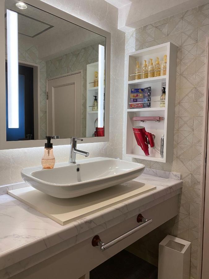 Hotel Regent (Adults Only) Наґоя Екстер'єр фото
